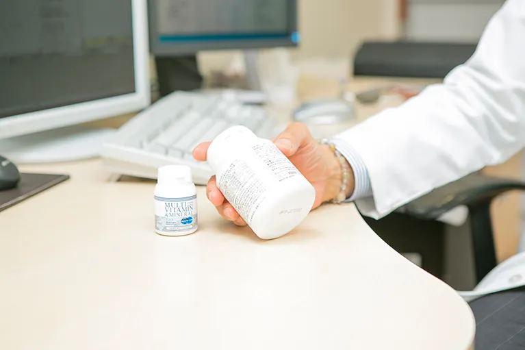 サプリメントの基本:マルチビタミン&ミネラル